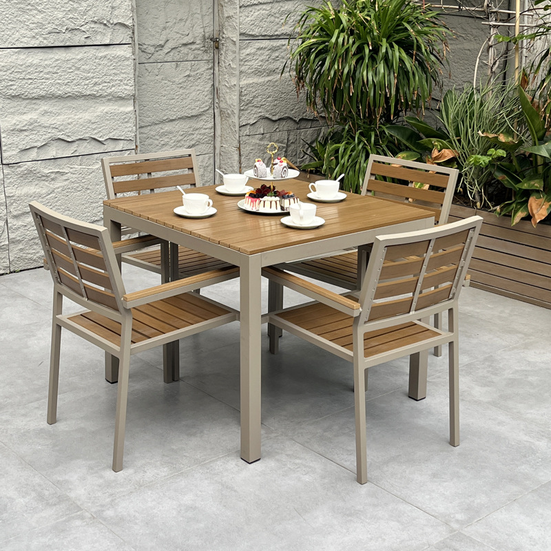 आउटडोअर लिव्हिंग ऑन द राईज — लेनाटीजने परिष्कृत आउटडोअर अनुभवासाठी नवीन रोप सोफा कलेक्शन लाँच केले आउटडोअर लिव्हिंग ऑन द राईज — लेनाटीजने परिष्कृत आउटडोअर अनुभवासाठी नवीन रोप सोफा कलेक्शन लाँच केले