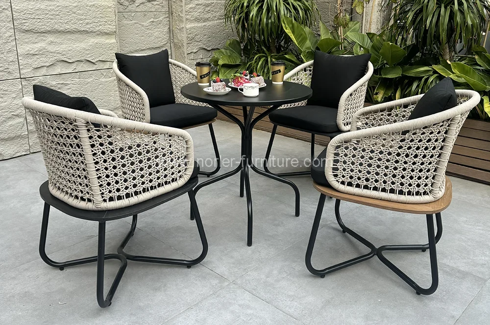 Outdoor Aluminum Frame PE Rattan Garden Set